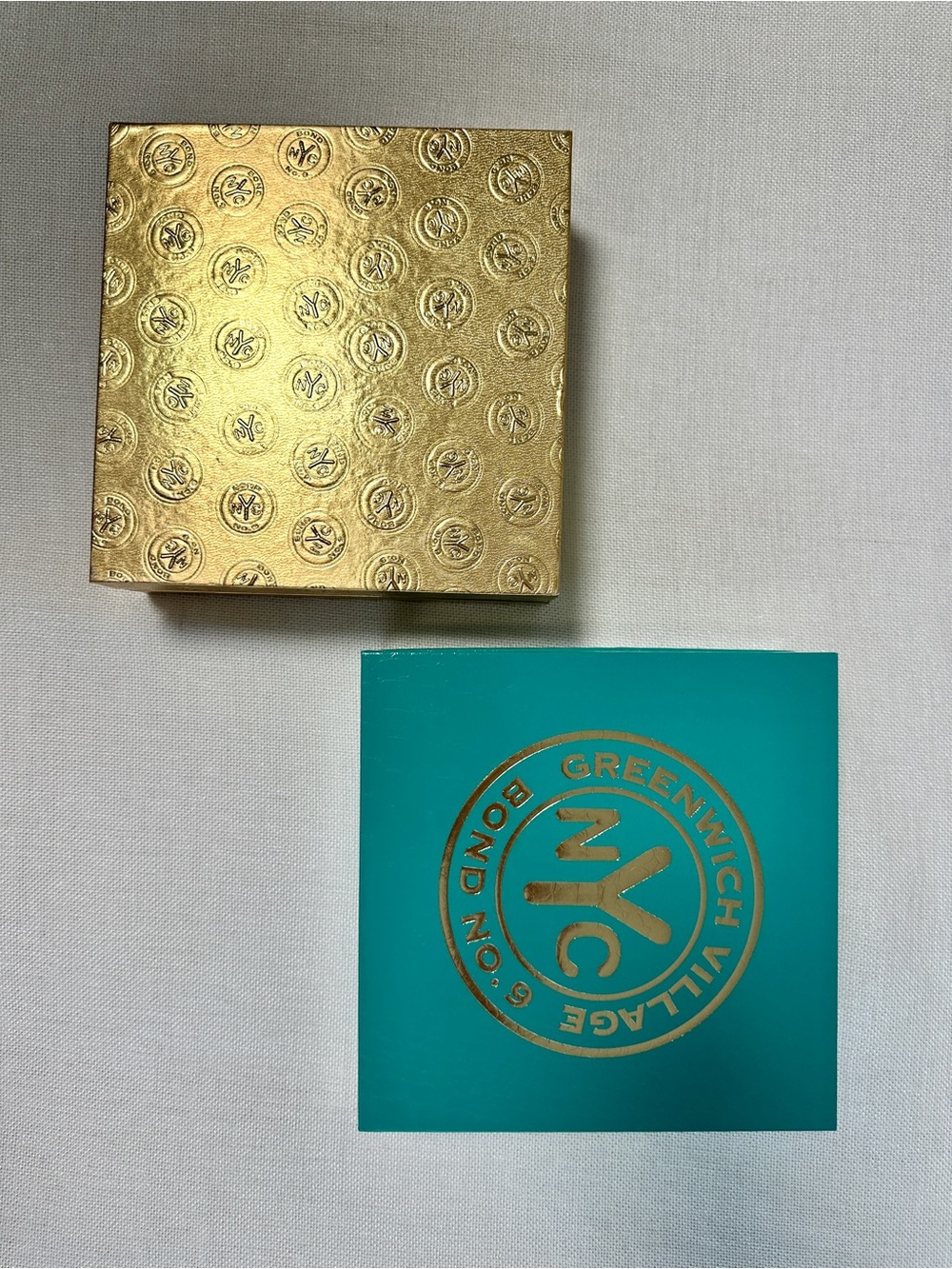 Bond No . 9 empty perfume box